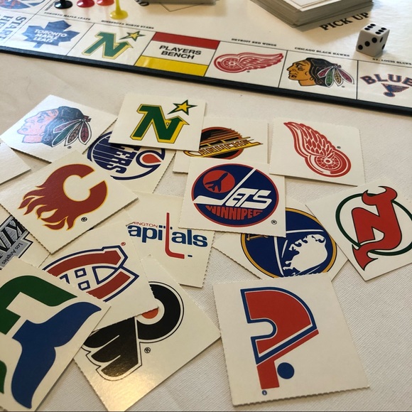 NHL Vintage Game - Picture 10 of 13